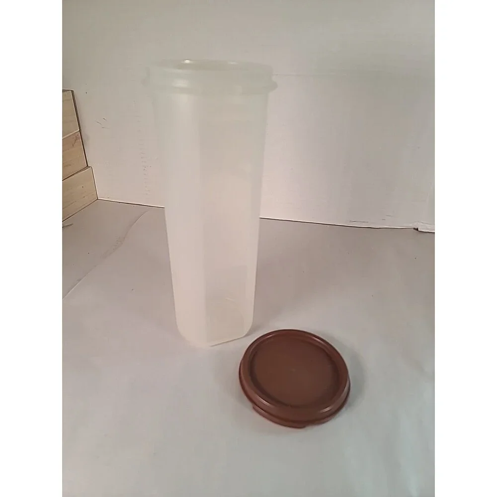 Vintage Tupperware Modular Mates Spaghetti Keeper  9” Tall Brown Lid